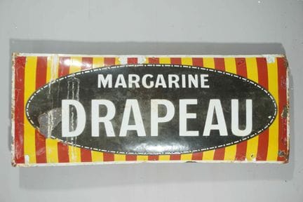 拱形搪瓷牌 RESTAURATIONS
品牌：Margarine Drapeau
价格：-
搪瓷厂：