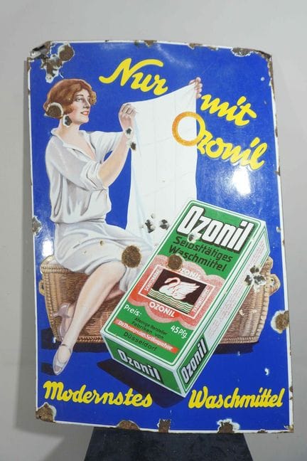 搪瓷板
品牌：Ozonoil
价格：-
搪瓷厂：-
尺寸：高118×78.5