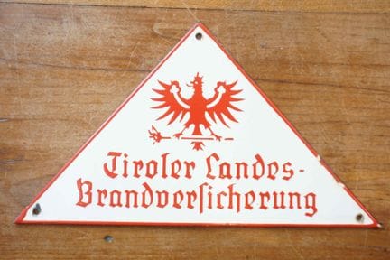 搪瓷牌
品牌：Tiroler Landes-Brandversicherung
税额：-
搪瓷厂：-