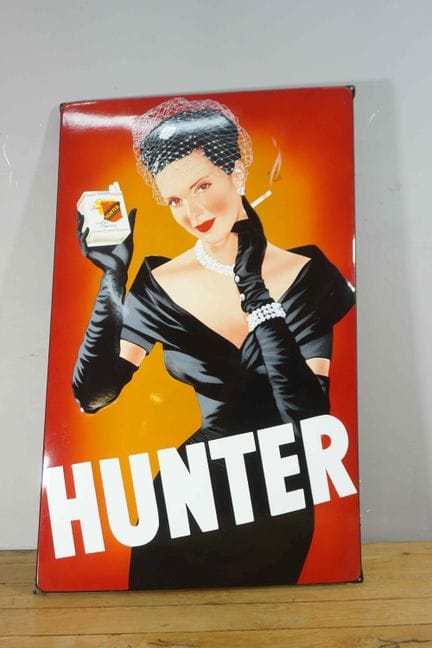 REPLICA 搪瓷牌
品牌：Hunter
价格：-
搪瓷厂：-
尺寸：高120×76