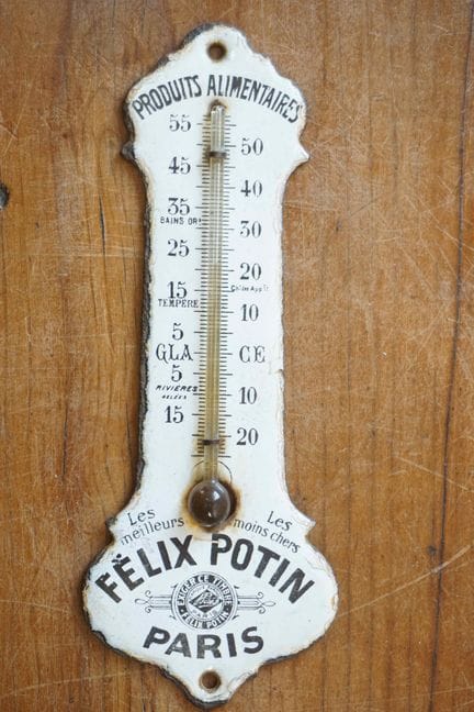 搪瓷牌
品牌：Félix Potin Paris
价格：-
搪瓷厂：-
尺寸：高16.5×6