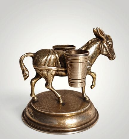 Donkey-shaped toothpick holder made of fine silver