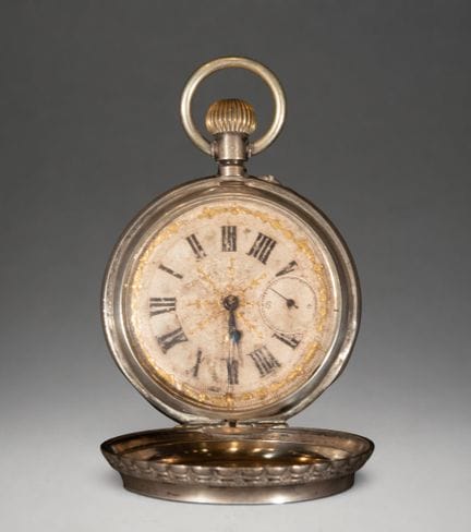 Silver-plated metal pocket watch with an enamel di