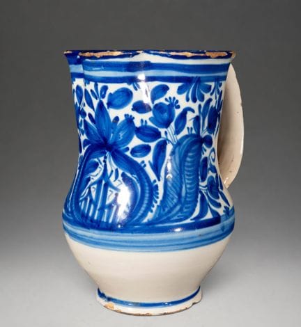 MANISES CERAMICS - Pichet à motifs floraux bleu co