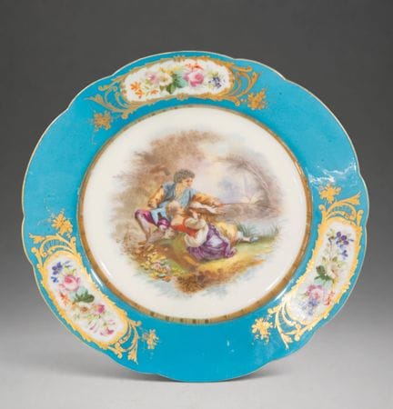 Teller „Sevres Blue Sky“, 19. Jahrhundert
22 × 22 