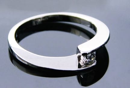SOLITÄR-RING EINES RENOMMIERTEN FRANZÖSISCHEN JUWE