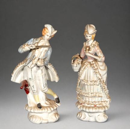 Paire de figurines représentant des musiciens – Éc