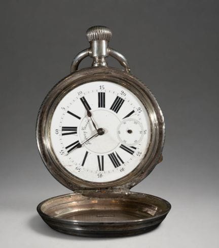 Taschenuhr mit Klappdeckel und seitlichem Sekunden