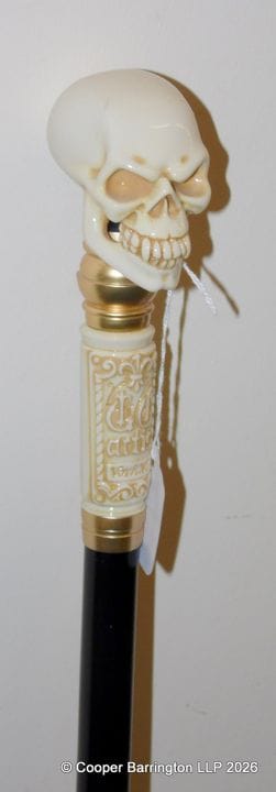 GC Artis 骷髅头拐杖。长度 94 厘米（3 英尺 1 英寸）。
