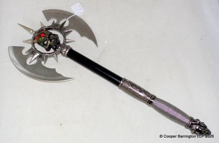 Hache « Fantasy Axe » de Blades USA. Une hache de 