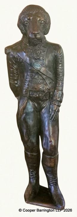 Figur eines anthropomorphen Löwen als Militäroffiz