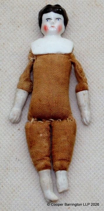 Poupée ancienne de l'époque victorienne, avec tête