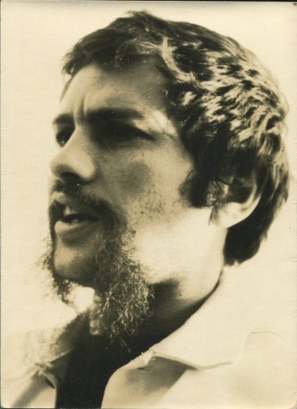 Portrait de Ben Vautier, vers 1964.
Photographie d