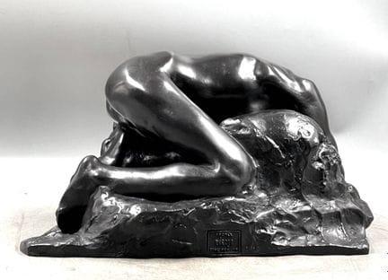 奥古斯特·罗丹（1840-1917），据
《达娜伊德》
黑色釉面青铜。
死后铸造，带有铸造厂印章及铸