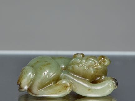 ANIMAL SCULPTÉ EN JADE DE HETIAN, CHINE

Dimension