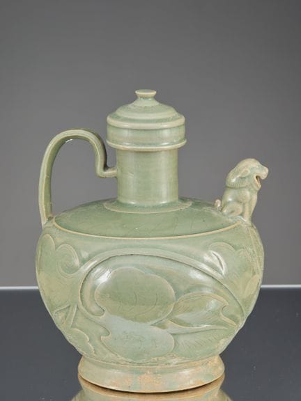 BROCCA IN CELADON DI YAOZHOU CON BECCUCCIO A FORMA