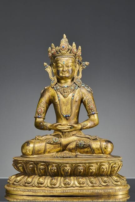 EINE GROSSE, MIT BRONZE VERGOLDETE BUDDHA-AMITAYUS