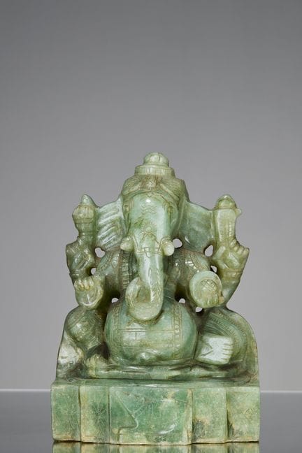 GANESHA-FIGUR AUS GRÜNEM STEIN, INDIEN, 18. JAHRHU