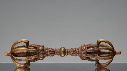 VAJRA AUS BRONZE, VERMUTLICH CHINESISCH, DYNASTIE 