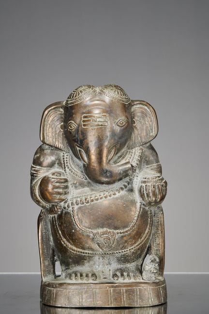 GANESHA DEBOUT EN BRONZE, INDE, XIXe SIÈCLE

Dimen