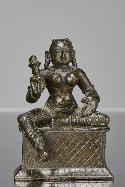 PARVATI SEDUTA IN BRONZO, INDIA, XVI SECOLO

Dimen
