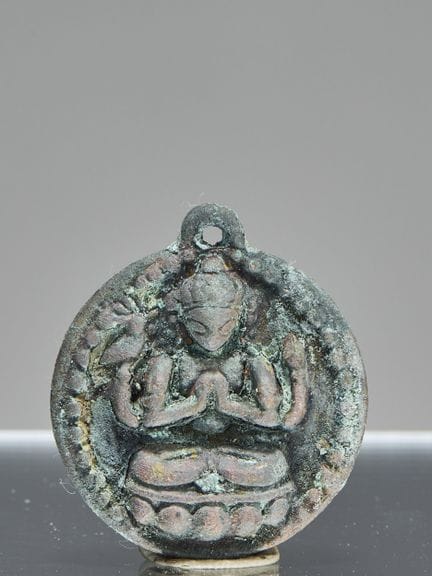 AMULETO TIBETANO IN BRONZO RAPPRESENTANTE SHADAKSH