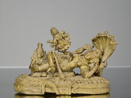 VISHNU ALLONGÉ, BRONZE, INDE, XVIIIe SIÈCLE

Dimen