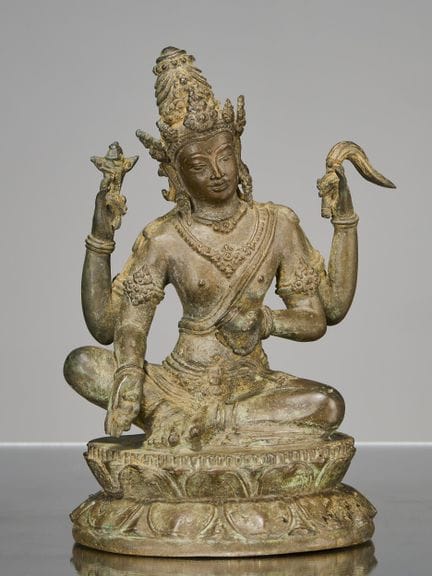 STATUETTE EN BRONZE ASSISE, INDONÉSIE, JAVA

Dimen