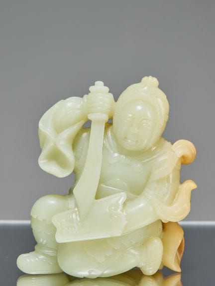 EIN CHINESISCHER KRIEGER AUS HETIAN-JADE

Maße: Hö