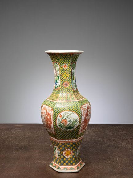 (R) GRANDE VASO ESAGONALE DELLA "FAMILLE VERTE" CO