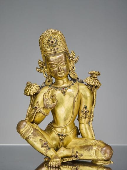 STATUETTE EN BRONZE DORÉ REPRÉSENTANT PADMAPANI AV