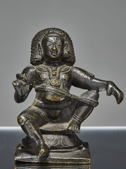 UNA RARA STATUETTA DI SHIVA SEDUTO, INDIA, XV SECO