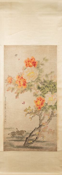 EINE CHINESISCHE BLUMEN- UND VOGEL-HÄNGEROLLE MIT 