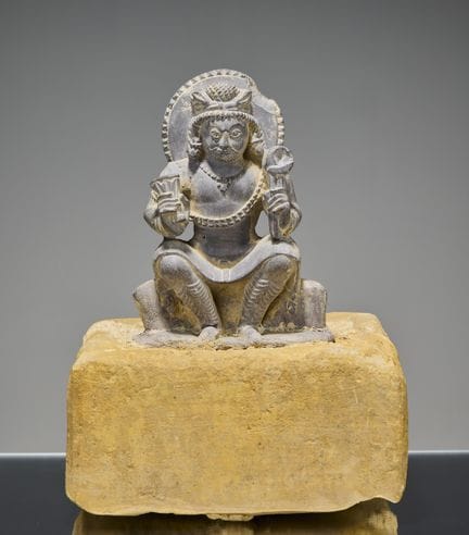 UNE ANCIENNE SCULPTURE EN PIERRE DU CACHEMIRE REPR