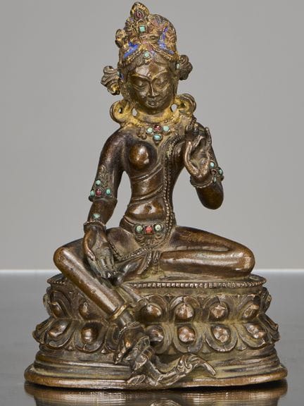 TARA ASSISE EN BRONZE, TIBET, XVe SIÈCLE

Dimensio