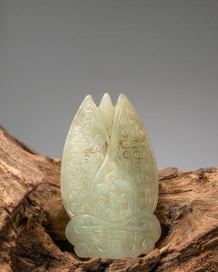 (R) EINE JADE-ZIKADE, HELLGRÜNE JADE, CHINA, SUNG-