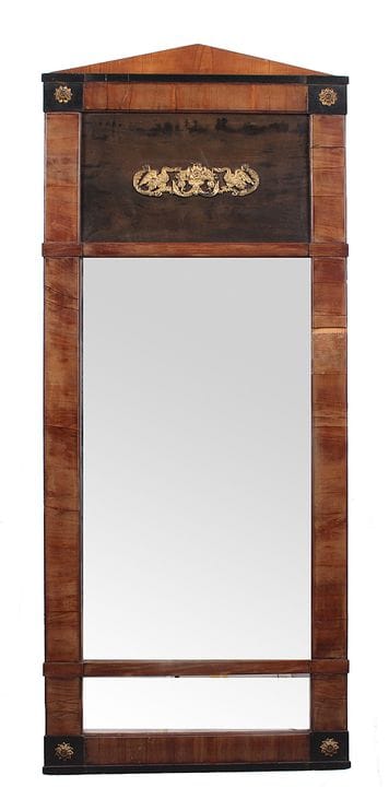 Miroir de style Biedermeier. Allemand, 1ère moitié