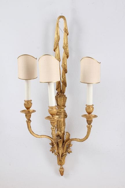 Grande applique murale. Style Louis XVI. XIXe sièc