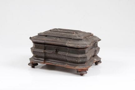 Coffret. Augsbourg, vers 1700. Corps en bois recou