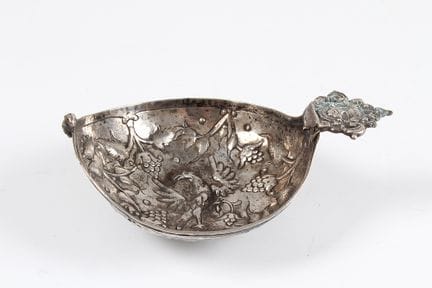 Kovsh. Russia, 18th century. Silver. Oval bowl on 