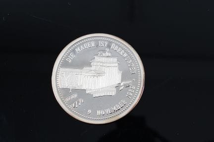 Pièce commémorative. Unité, droit et liberté - Le 
