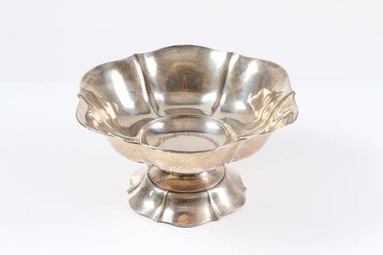 Large serving bowl. 800 silver. Curved base, toppe