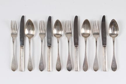 Dinner cutlery. Silver. 1 titre. France. Strasbour