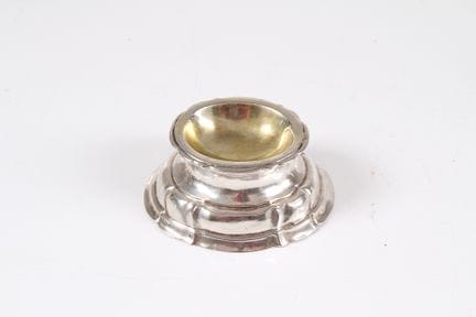 Spice bowl. Silver. Augsburg, 18th century Recesse