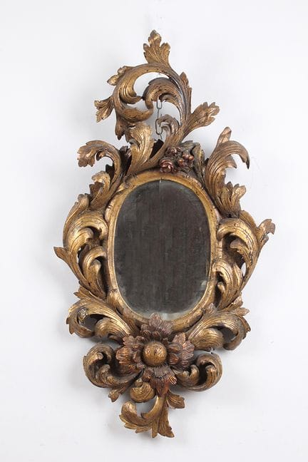 Miroir de table. Italie, 19e s. Bois sculpté, doré