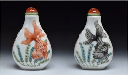 BOUTEILLE À TABAC EN PORCELAINE « FAMILLE ROSE » À