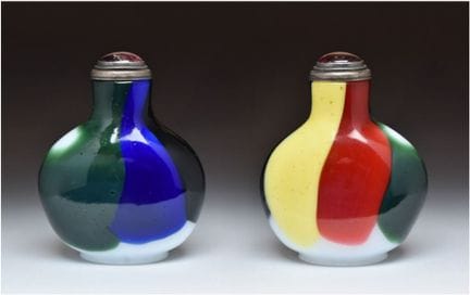 BOUTEILLE À TABAC À PRISER EN VERRE « À RAYURES » 