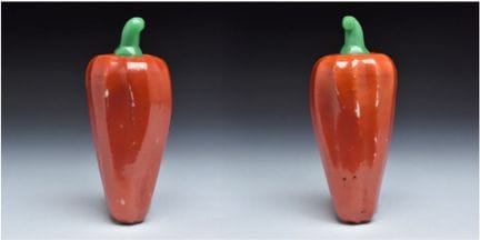 UNA RARA BOTELLA DE TABACO «PIMIENTA ROJA» DE PORC