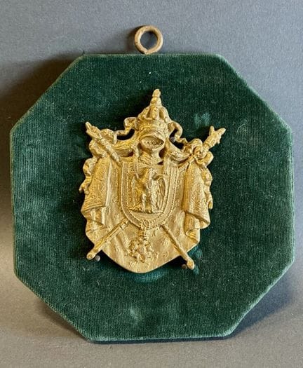 Brass sabretache plate of the Imperial Guard 
Seco