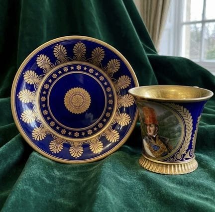 SÈVRES
Jasmine cup with matching polychrome porcel